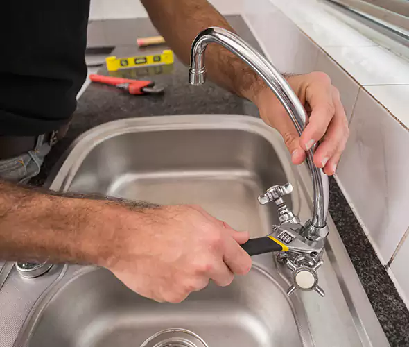 Local Experts for Faucet Repair in Dearborn, MI:Schedule Affordable Faucet Repair Services with Us