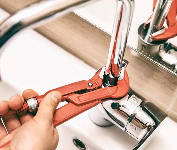Expert Leak Repair Plumber in Dearborn, MI