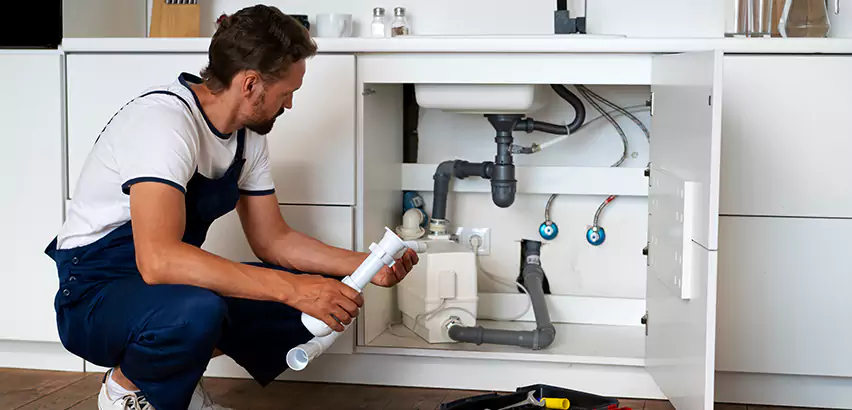 Plumbers for Frozen Pipes in Dearborn